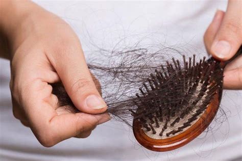 AWAS Pengunaan Sisir Yang Salah Bisa Sebabkan Rambut Rontok Berikut