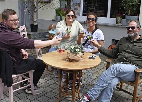 Viele Besucher beim Lebküchlermarkt Todtmoos Badische Zeitung