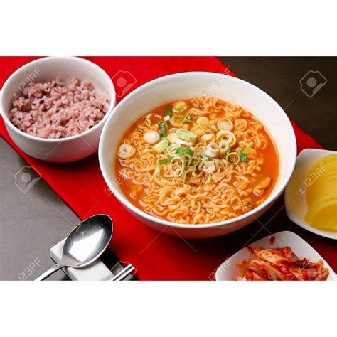 hinh mi cay  cach nau mi cay hap  nhat de quen  cam giac met moi