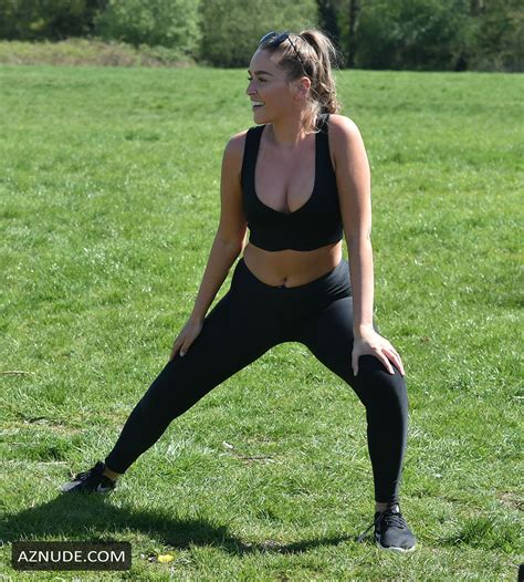 CHLOE ROSS Nude AZNude