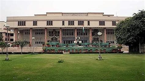 Delhi HC asks police to prepare handbook to get social media information for probes