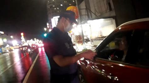 車輛拋錨在路口 北鎮警及時援助 焦點時報