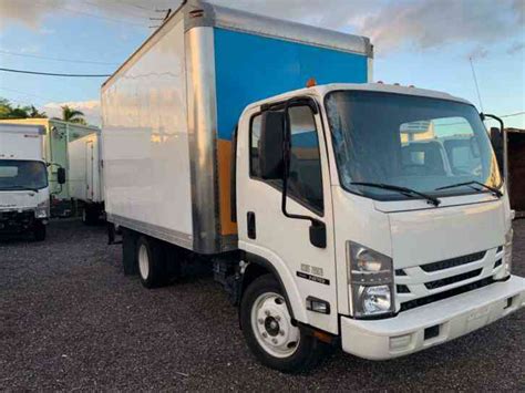 ISUZU NRR 2018 Van Box Trucks