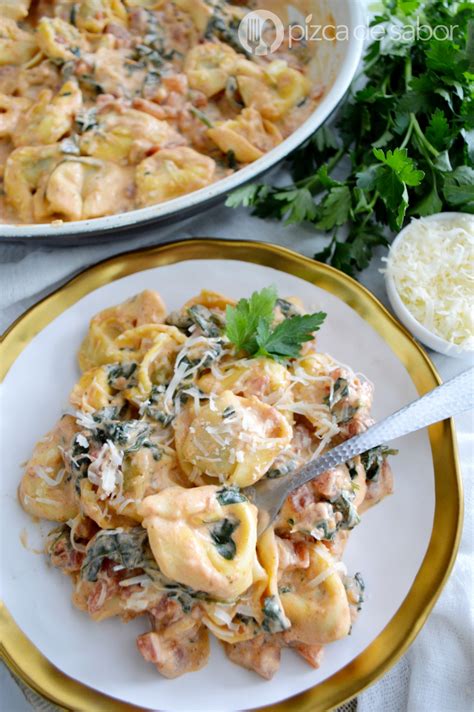 Pasta Con Salsa Cremosa De Tomate Pizca De Sabor