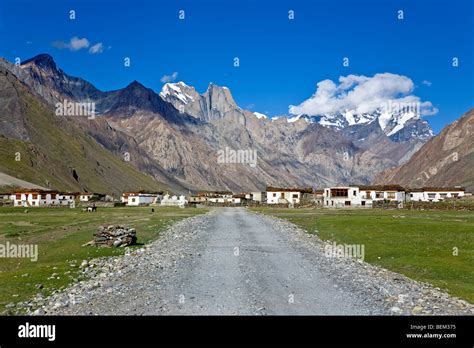 Rangdom Village Zanskar Himalayas India Stock Photo Alamy