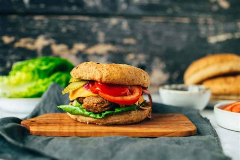 Seitan Burger für den Grill vegan VEGANE VIBES