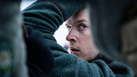 Dos películas de guerra para ver en Netflix si te gustó Narvik - QueVer