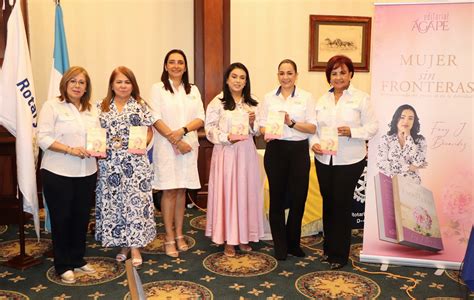 Fany Benavidez Presenta Su Libro Mujer Sin Fronteras A Socias Del