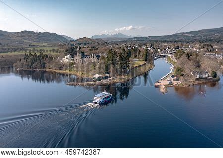 Tour Boat On Loch Ness Image & Photo (Free Trial) | Bigstock