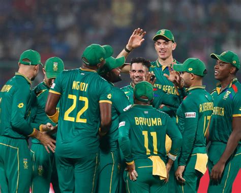 This Time For Africa Fans Elated As South Africa Beat Sri Lanka By 102 Runs In 2023 Odi