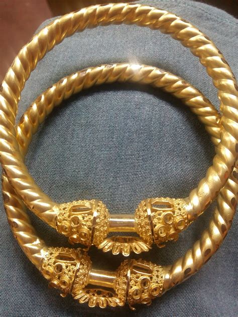 Gold Bangles Solid Gold Bangle With Stone Style