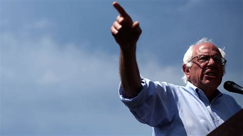 Bernie Sanders Leading Hillary Clinton In Nh Poll Cnn Politics