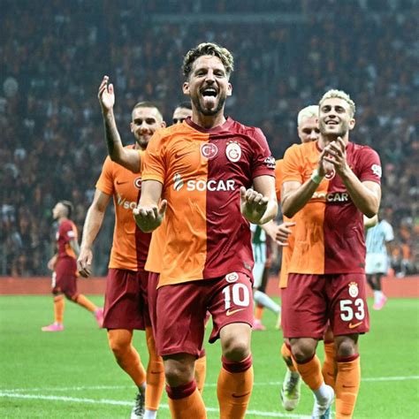 Hagi Yi Geride B Rakt Mertens Galatasaray N Avrupa Kupalar Nda Gol