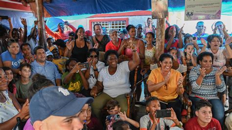 In Cuba Wrestler Lopez S Hometown Cheers Historic Olympic Gold