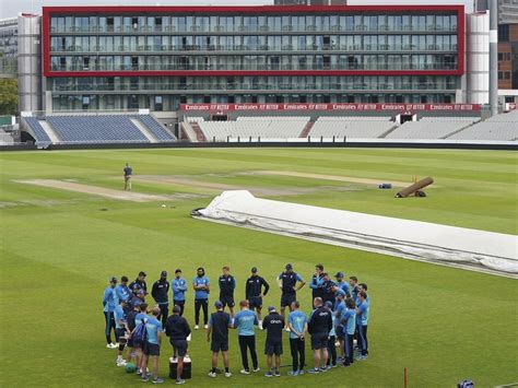 Bharat Banaam England Pitch Report Kaisa Hai Manchester Ka Mausam