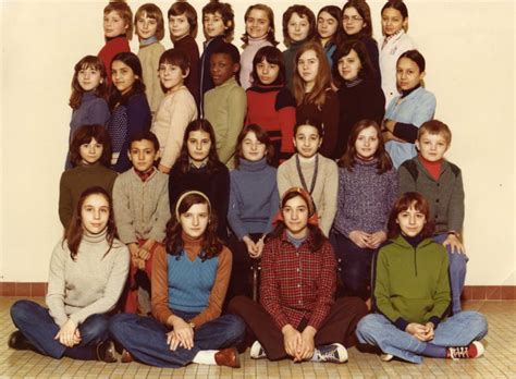 Photo de classe 6ème C de 1977 ECOLE PAUL BERT Copains d avant