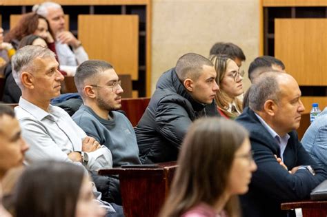 Публична лекция "Предизвикателства пред съвременното развитие на ...