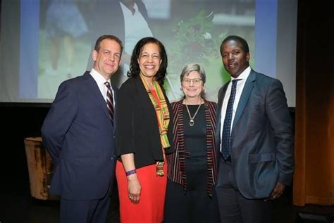 Low Income Investment Fund Office Photos