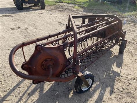 Massey Ferguson 25 Side Delivery Hay Rake Bigiron Auctions