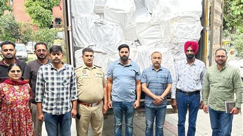 Interstate Drug Racket Busted 7 Arrested Hindustan Times