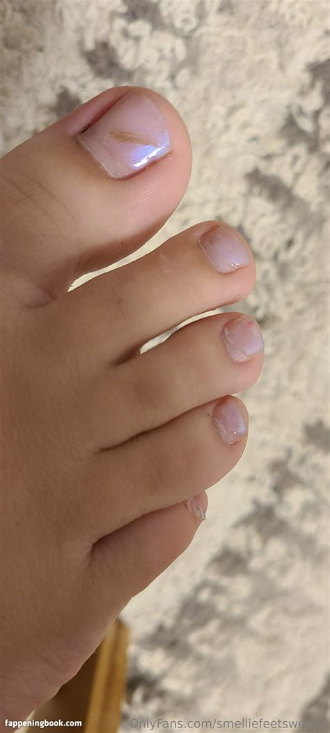 Ieatmypancakeswithaspoon Smelliefeetsweetie Nude OnlyFans Leaks