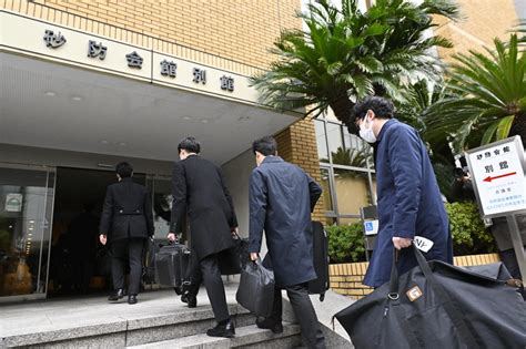 自民安倍・二階派の関係先を家宅捜索 東京地検特捜部 政治資金問題 毎日新聞