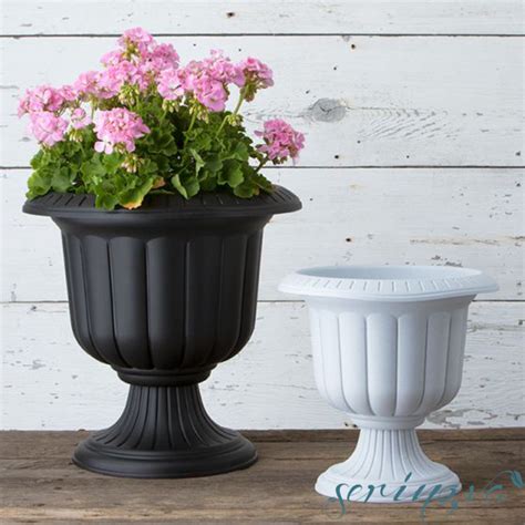 Горшок для цветов на ножке Nergiz 9,8 л терракотовый Serinova – купить ...