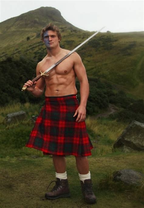 Braveheart Kilt With Images Men In Kilts Men Dress Up Kilt