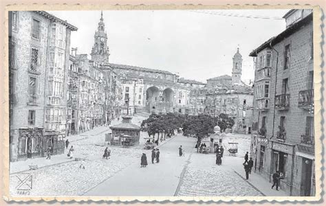 Vitoria En Fotos Plaza De La Virgen Blanca