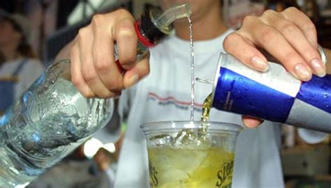 Pide SSM No Combinar Bebidas Energizantes Con Alcohol