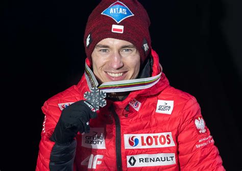 Kr L Po Raz Trzeci Kamil Stoch Wygra Turniej Czterech Skoczni Desporto