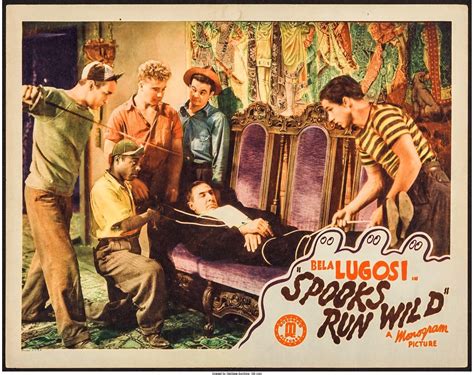 The marcus theaters bay park lobby has a surprising vintage theme 19