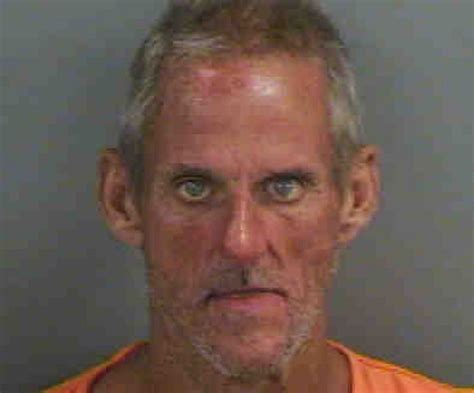 Naked Florida Man Performs Strange Dance At Mcdonald S Before Trying To Have Relations With A