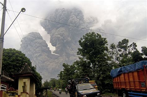 Merapi eruption threat persists | Environment News | Al Jazeera