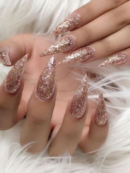 40 Stiletto Nail Designs You Will Love Stiletto Nail Art Stiletto Nails Designs Gold