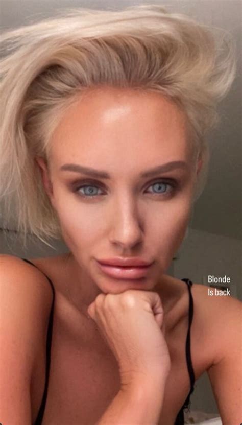 Celeb Nicky Whelan Nude Photo The Fappening Leaked Photos