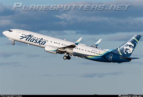 N Ak Alaska Airlines Boeing Er Wl Photo By Lukasz Id