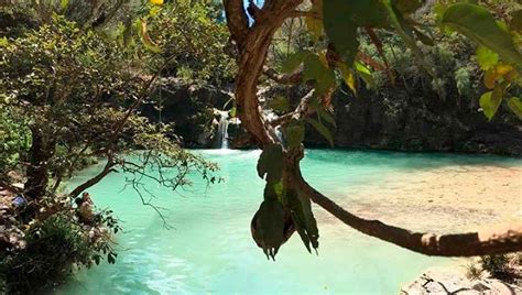 Sumérgete en las cascadas de Comala en Chiquilistlán Jalisco Mexico