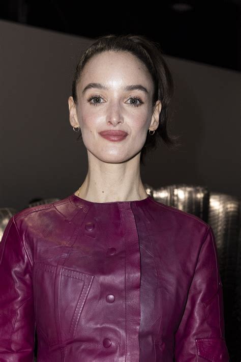 Photo Charlotte Le Bon Quant à Elle était Très Pétillante