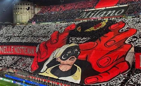 Milan Napoli Spettacolare Coreografia A San Siro Al Maradona Neanche