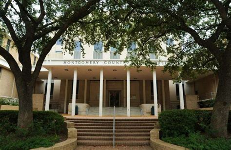 Montgomery County Courthouse A Centerpiece Of Downtown Conroe