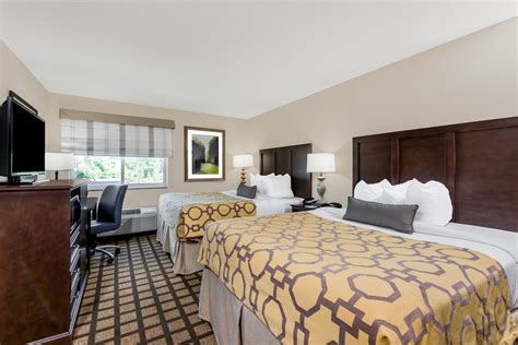 Baymont By Wyndham Erie Erie Pa Hotels