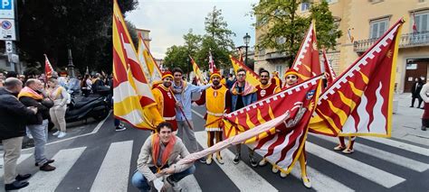 Giornalino Ottobre Il Giro Contrada Di Valdimontone