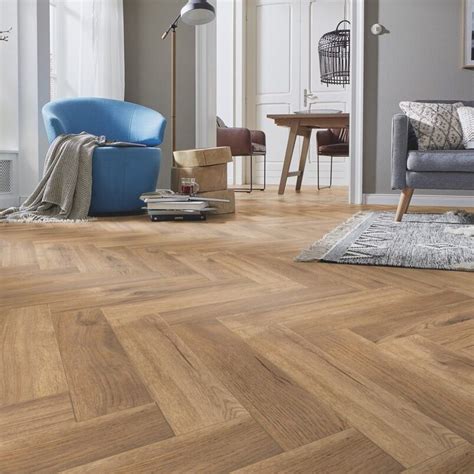 Ламинат Kronotex Herringbone D4764 Oak Treviso