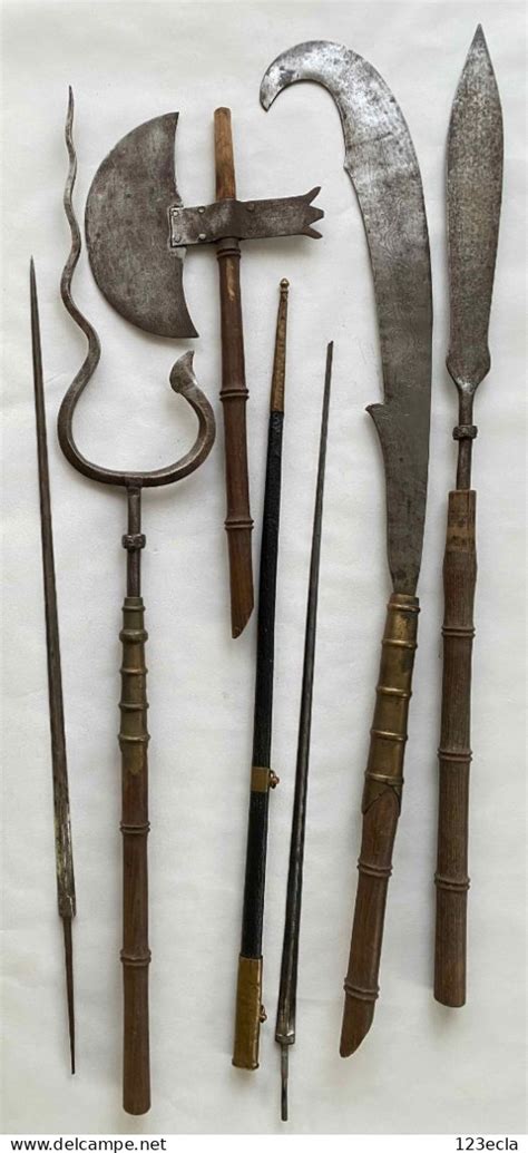 Armes Blanches Ensemble De 6 Armes Blanches Anciennes