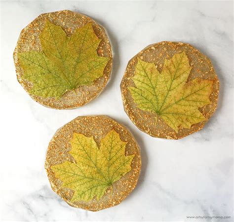 23 Best Diy Leaf Art Ideas To Turn Your Collection Into Art In 2023