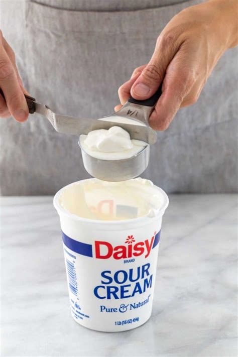 How to Measure Ingredients For Baking - Jessica Gavin