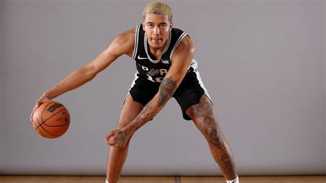 NBA Jeremy Sochan rozegrał pierwszy mecz w San Antonio Spurs skrót