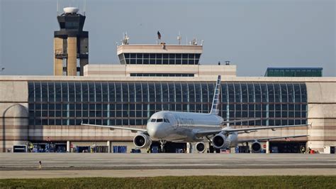 American Airlines adds two routes at Charlotte Douglas International ...