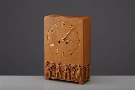 Alef Thorwald Clock Jackson Design